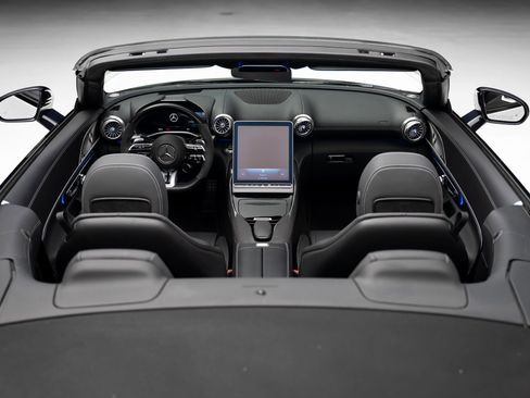 Used 2022 Mercedes-Benz SL 63 AMG 4MATIC image 76