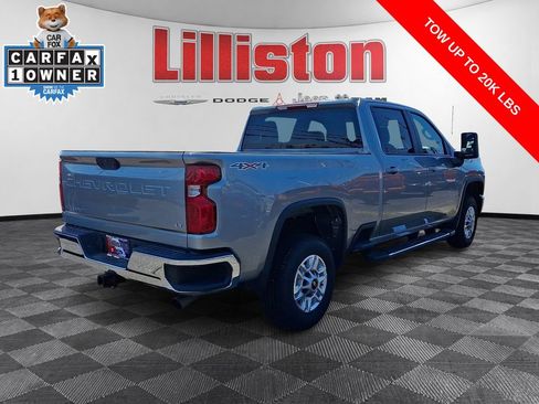 Used 2025 Chevrolet Silverado 2500 LT w/ Convenience Package AWD/4WD image 4