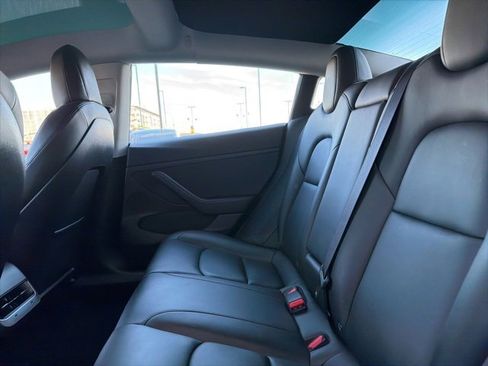 Used 2022 Tesla Model 3 Long Range image 19
