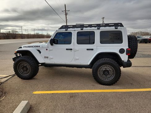 Used 2020 Jeep Wrangler Unlimited Rubicon image 2