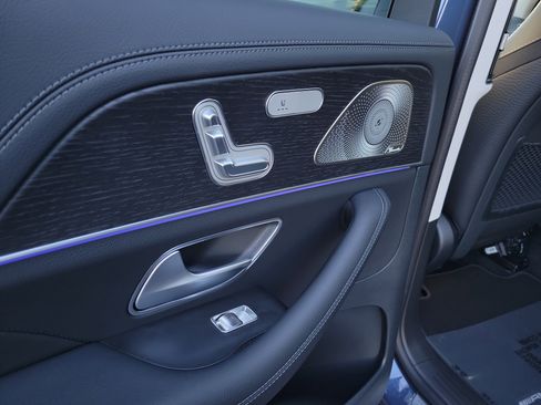 New 2026 Mercedes-Benz GLS 450 4MATIC image 23