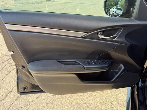 Used 2019 Honda Civic Sport image 19
