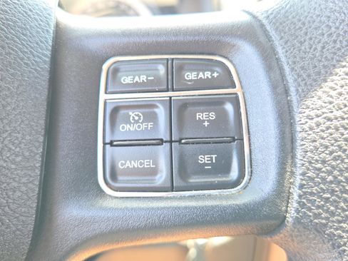 Used 2017 RAM 1500 Express w/ Black Ram 1500 Express Group image 24