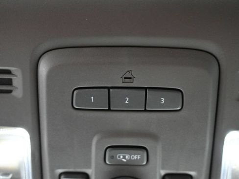 Used 2022 GMC Yukon SLT w/ SLT Premium Package RWD image 15