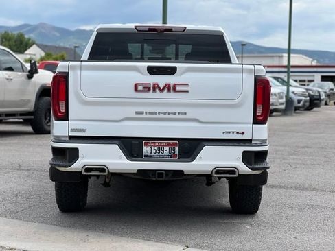 Used 2024 GMC Sierra 1500 AT4 w/ Technology Package AWD/4WD image 6
