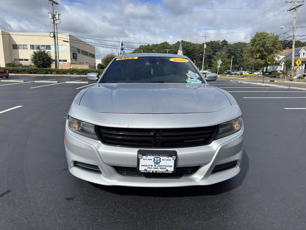 Used 2020 Dodge Charger SXT w/ Leather Interior Group RWD image 2