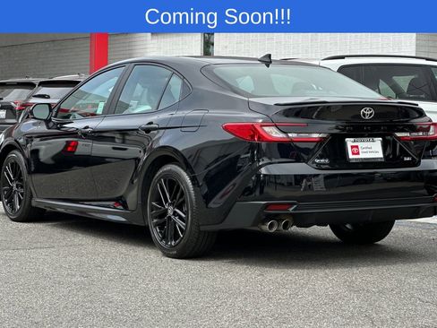 Certified 2025 Toyota Camry SE FWD image 6