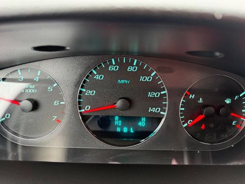 Used 2014 Chevrolet Impala LT w/ LT Sunroof Package image 7