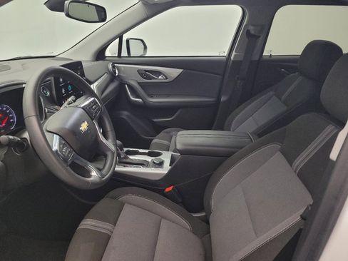 Used 2024 Chevrolet Blazer LT w/ Convenience Package FWD image 17