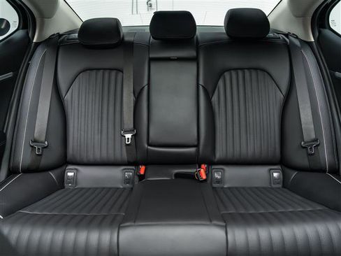 New 2026 Genesis G70 2.5T Prestige RWD image 29