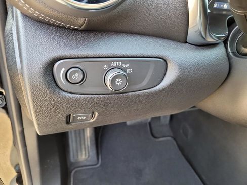 New 2026 Chevrolet Blazer LT image 18