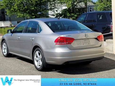Used 2013 Volkswagen Passat 2.5 SE FWD image 4