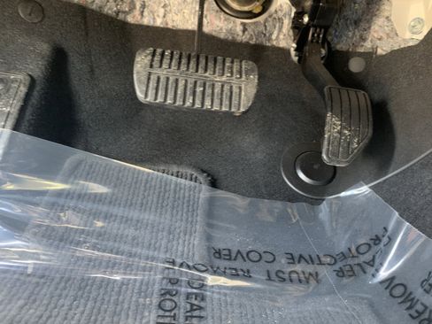 Used 2023 Subaru Crosstrek 2.5i Limited w/ Moonroof Package image 16