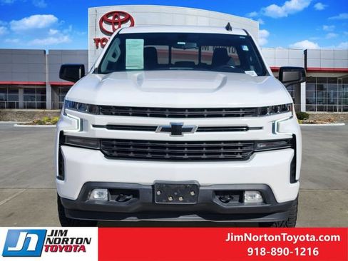 Used 2021 Chevrolet Silverado 1500 RST w/ Texas Edition Plus image 2