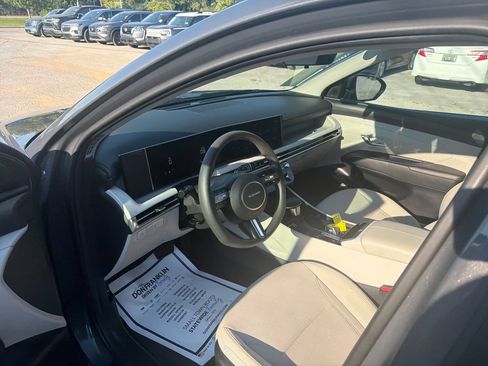 Used 2026 Hyundai Tucson SEL Plus FWD image 15