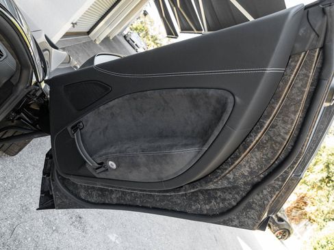 Used 2022 Maserati MC20 Coupe RWD image 42