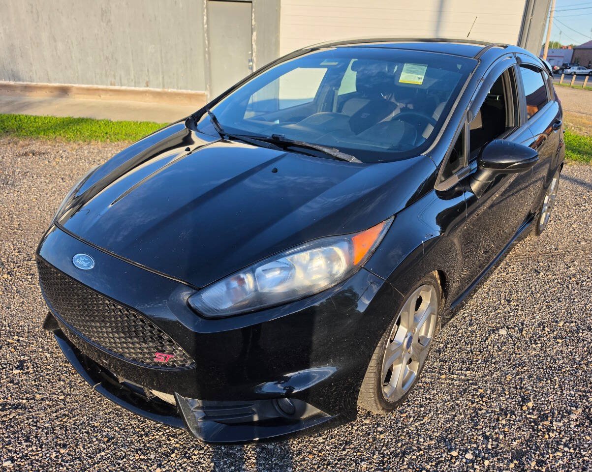 Used 2016 Ford Fiesta ST FWD image 1