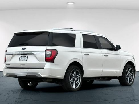 Used 2019 Ford Expedition Max Platinum image 2