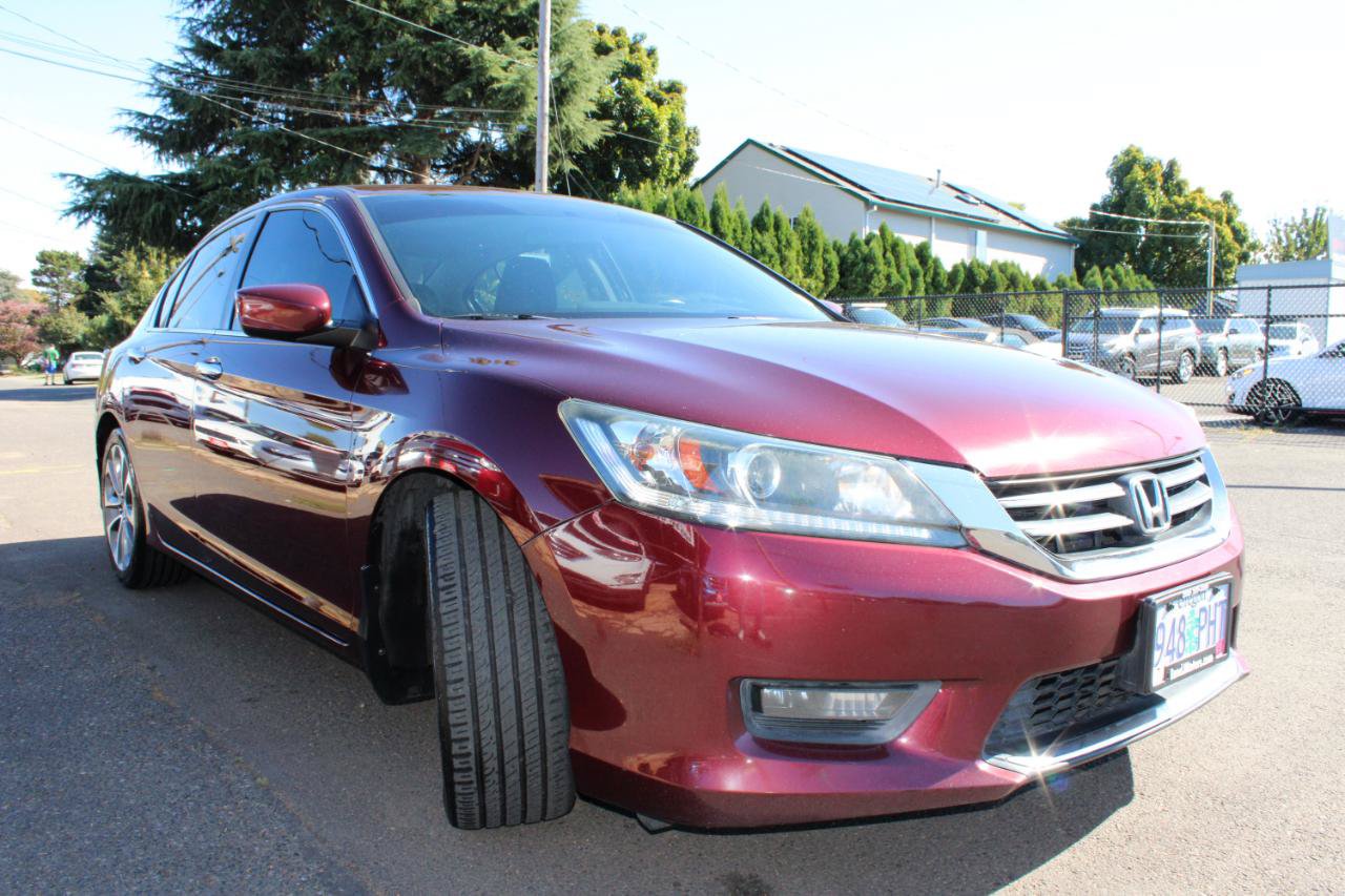 Used 2014 Honda Accord Sport image 3