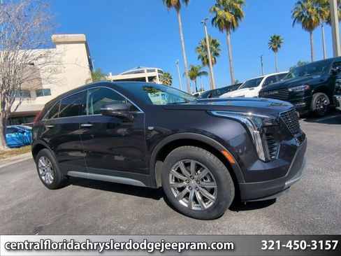 Used 2023 Cadillac XT4 Premium Luxury image 1