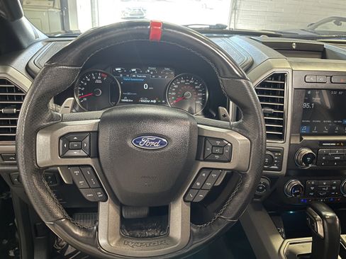Used 2019 Ford F150 Raptor w/ Equipment Group 802A Luxury image 8