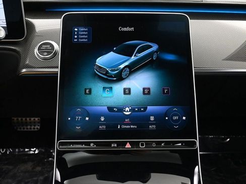 Used 2022 Mercedes-Benz S 580 4MATIC Sedan w/ AMG Line Package image 45