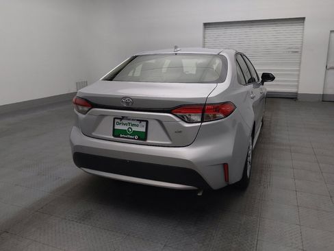 Used 2020 Toyota Corolla LE FWD image 7