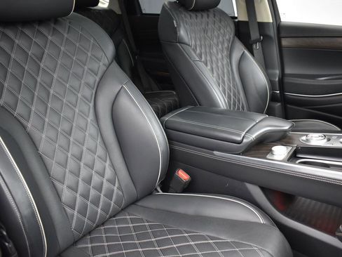 Used 2023 Genesis GV80 3.5T w/ Prestige Package image 35