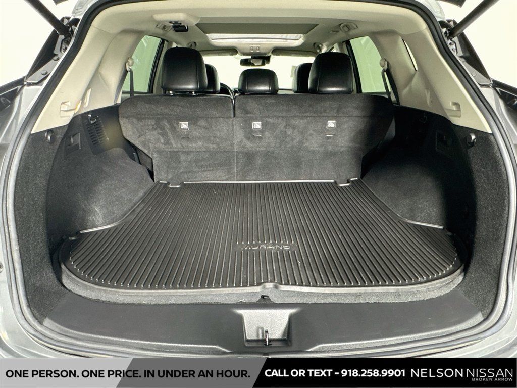 Used 2020 Nissan Murano SL w/ Moonroof Package FWD image 28
