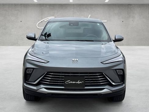 Certified 2025 Buick Envista Preferred w/ Convenience II Package image 18