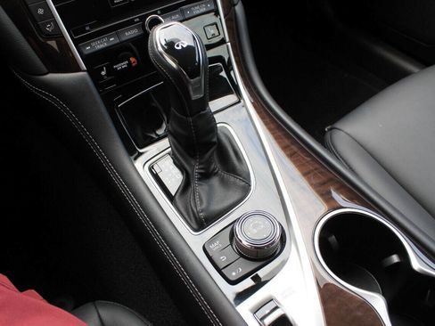 Used 2019 INFINITI Q50 Luxe w/ Essential Package (3.0T Luxe) image 22