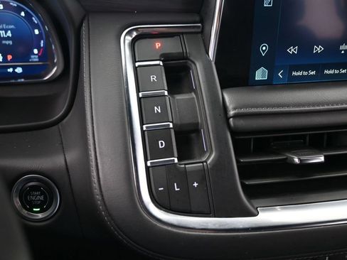Used 2024 Chevrolet Suburban LT AWD/4WD image 28