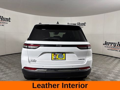 Used 2023 Jeep Grand Cherokee Limited AWD/4WD image 7