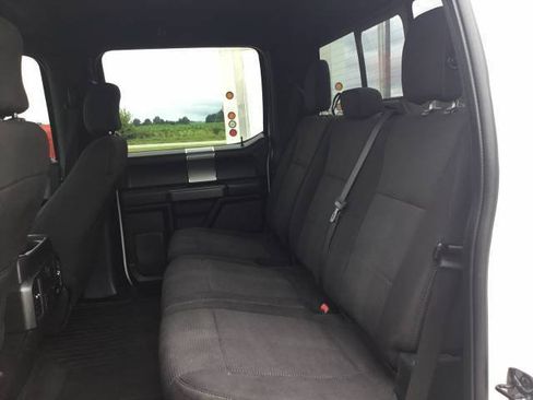 Used 2017 Ford F150 XLT w/ Equipment Group 302A Luxury AWD/4WD image 12