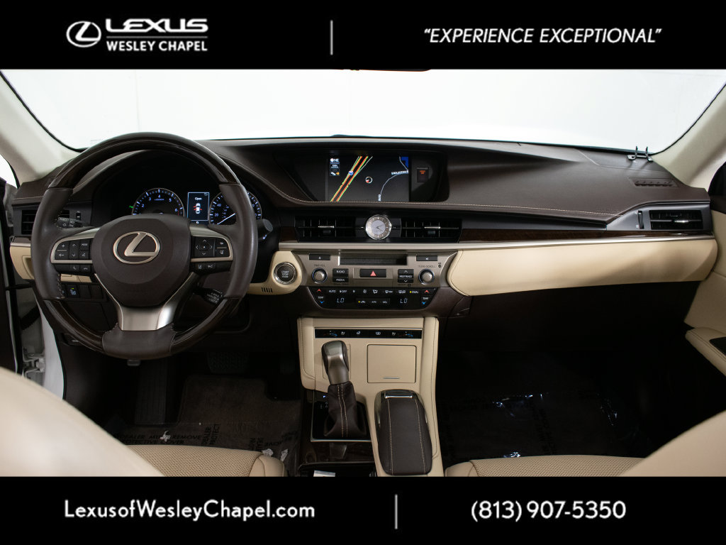 Used 2018 Lexus ES 350 w/ Luxury Package w/Wood Trim FWD image 17