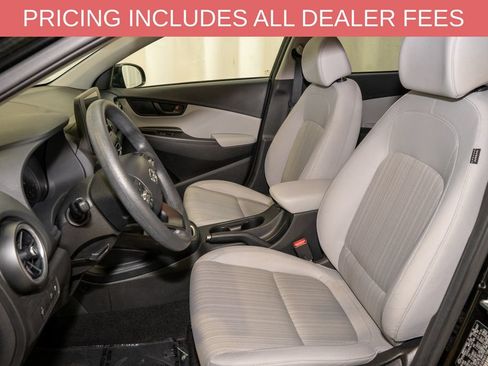 Used 2022 Hyundai Kona SEL AWD/4WD image 9
