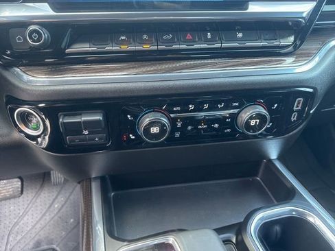 Used 2024 Chevrolet Silverado 1500 LT image 19