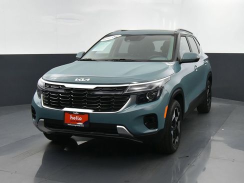 Certified 2025 Kia Seltos EX w/ EX Sunroof Package image 6