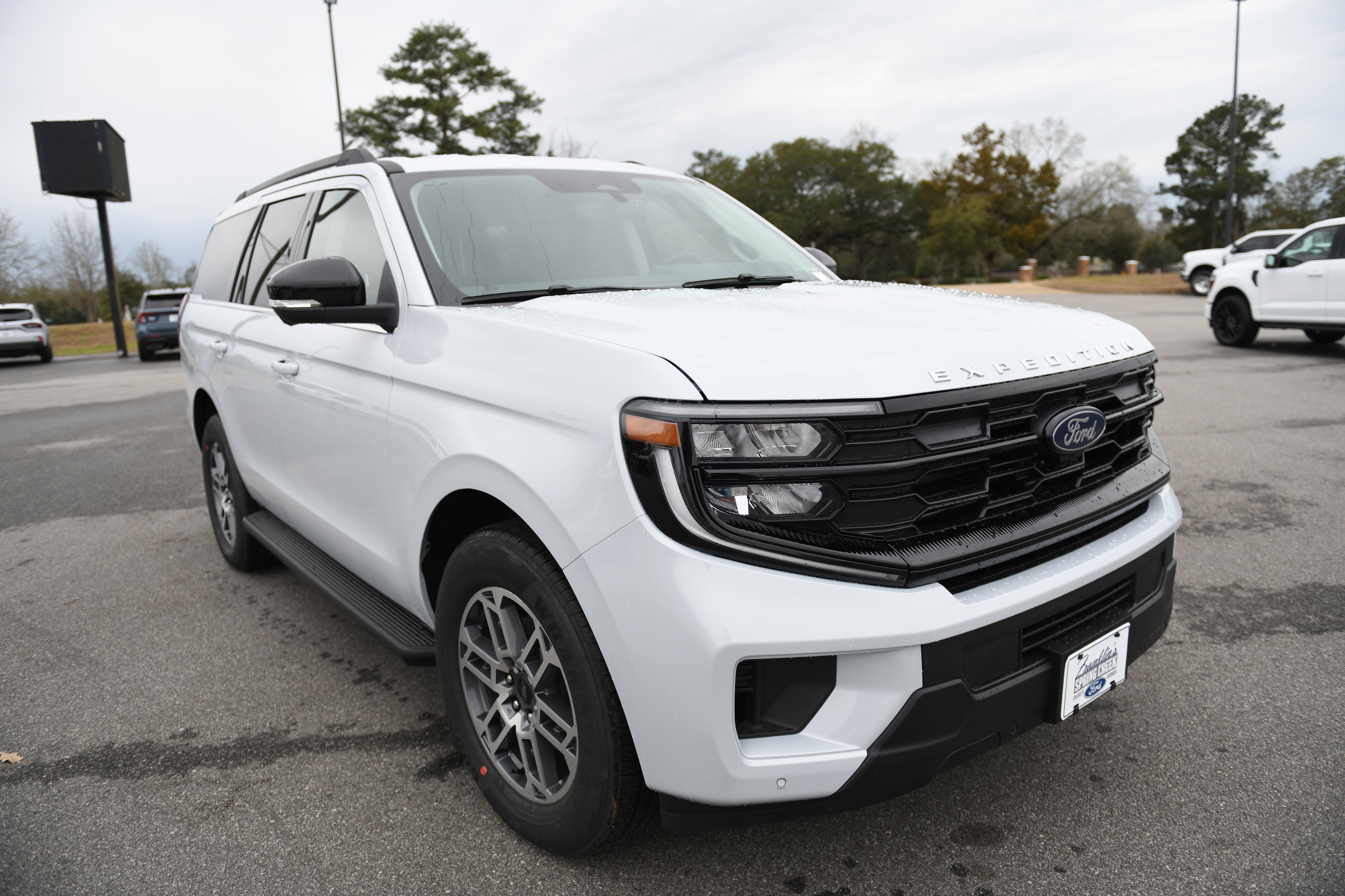 New 2026 Ford Expedition Active RWD image 8