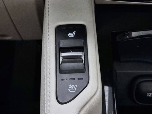 Used 2024 Kia Telluride EX w/ EX Captain's Chair Package FWD image 25