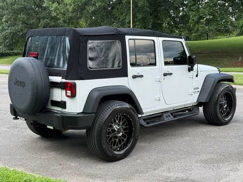 Used 2018 Jeep Wrangler Unlimited Sport S AWD/4WD image 6