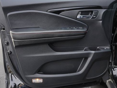 Used 2022 Honda Ridgeline Black Edition image 22