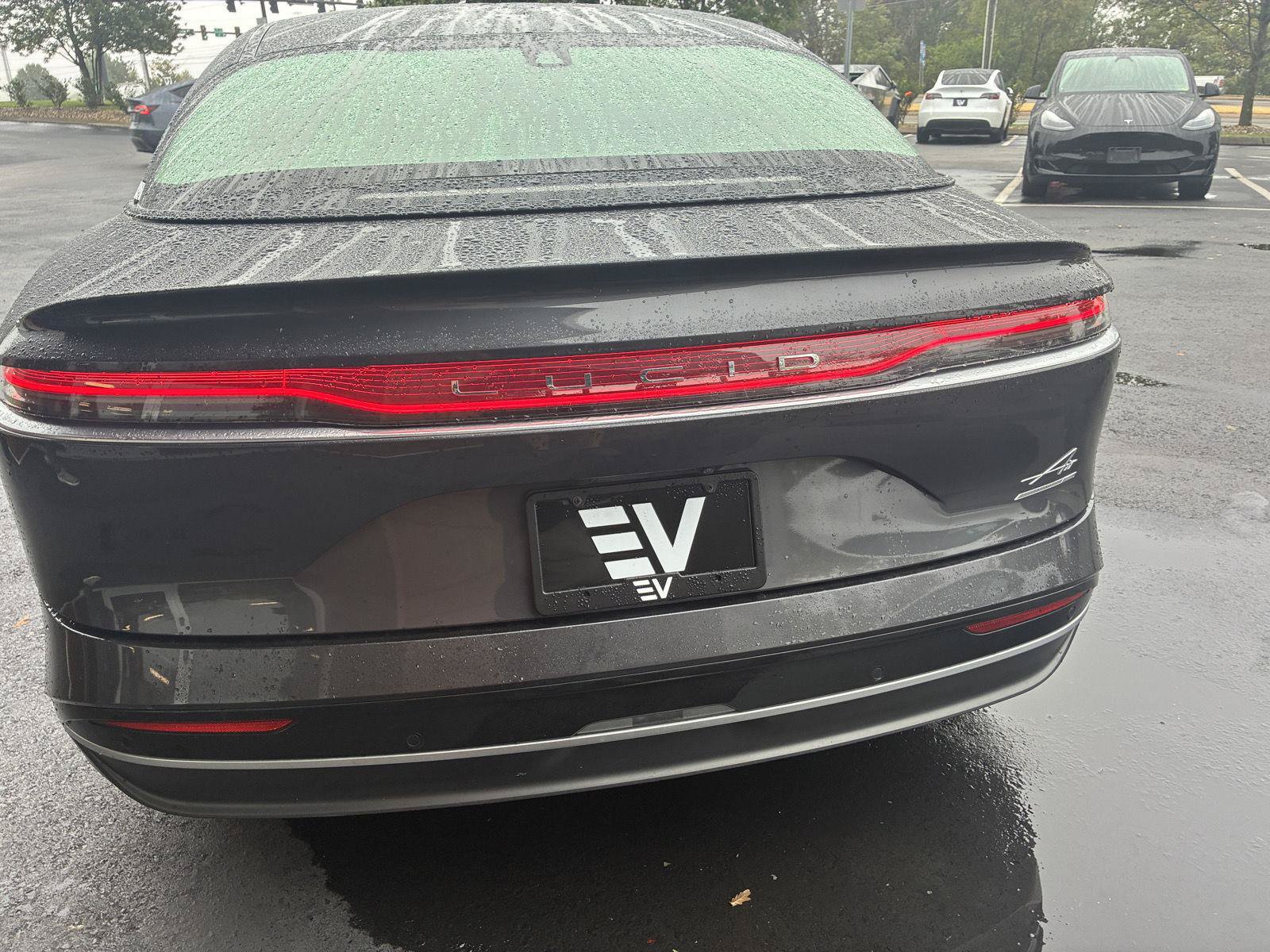 Used 2024 Lucid Air Touring AWD/4WD image 7