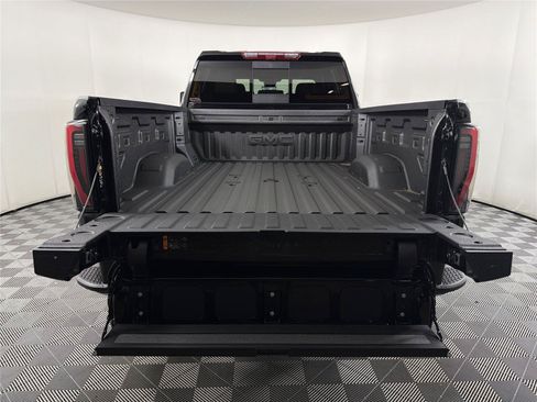 New 2026 GMC Sierra 2500 AT4 w/ AT4 Premium Plus Package AWD/4WD image 17