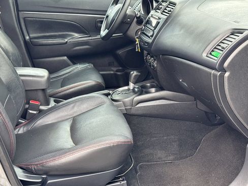 Used 2015 Mitsubishi Outlander Sport ES FWD image 15