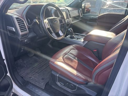 Used 2018 Ford F150 Platinum w/ Equipment Group 701A Luxury image 14