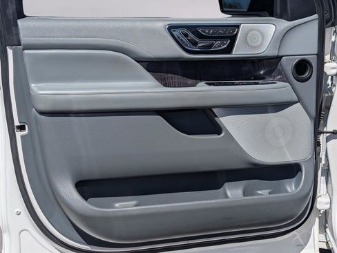 Used 2019 Lincoln Navigator L Reserve w/ Cargo Package image 12