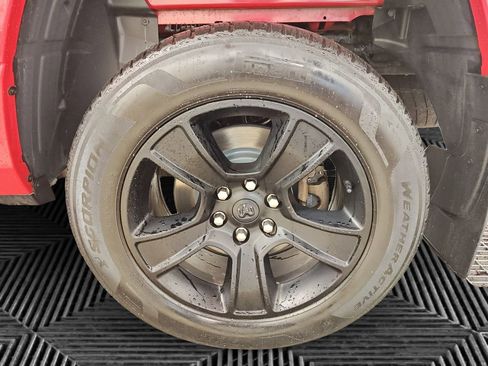 Used 2021 RAM 1500 Big Horn image 14