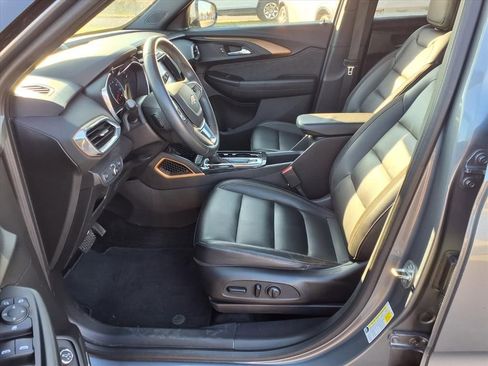 Used 2021 Chevrolet TrailBlazer ACTIV w/ Sun and Liftgate Package image 17