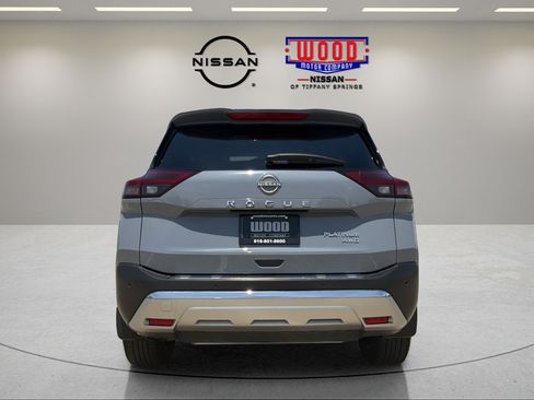Certified 2023 Nissan Rogue Platinum w/ Platinum Premium Package AWD/4WD image 3